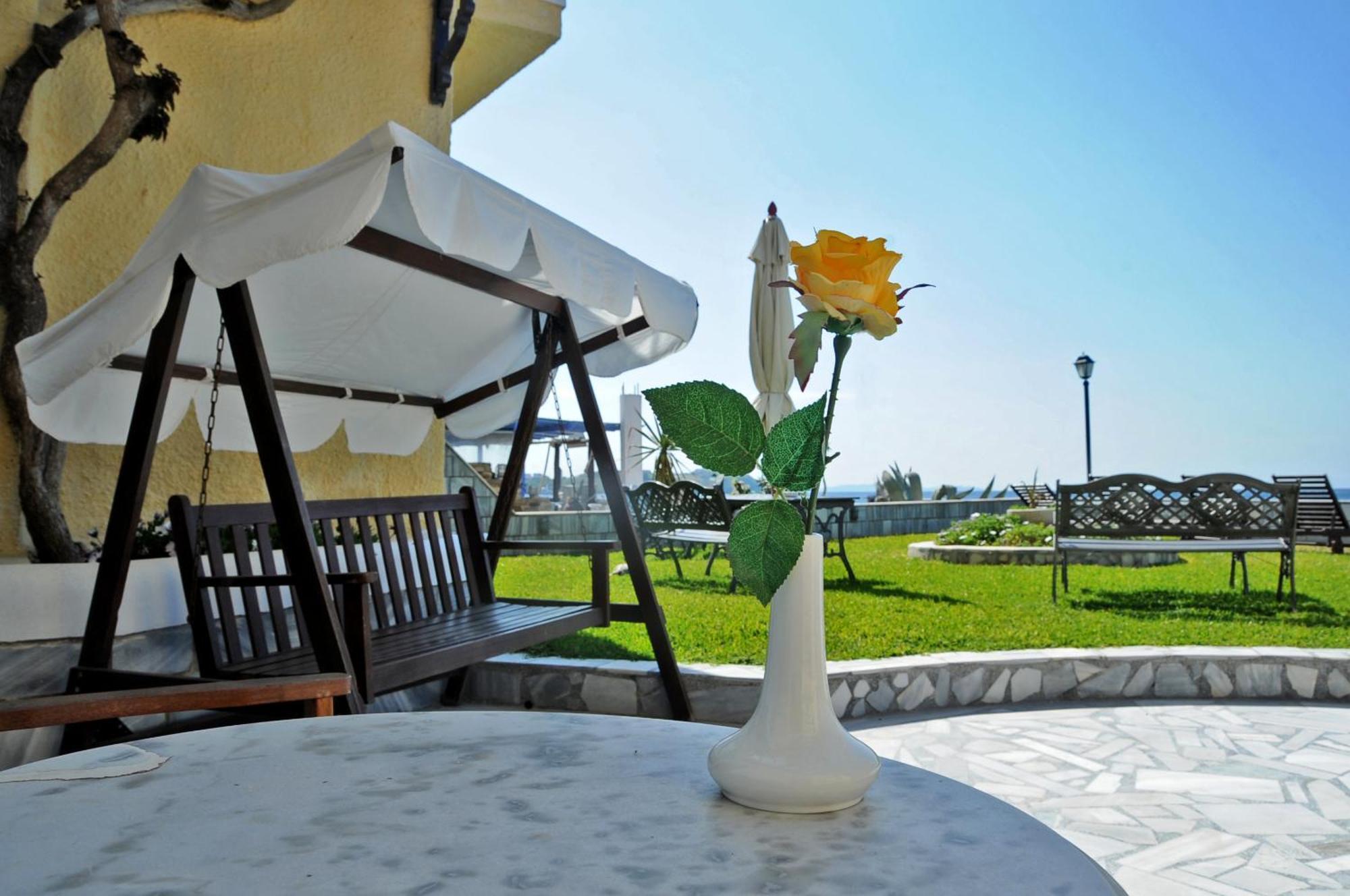Kionia Apartments الغرفة الصورة